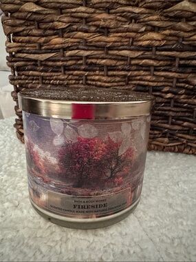 NWT Bath & Body Works 3 Wick Candle Fireside